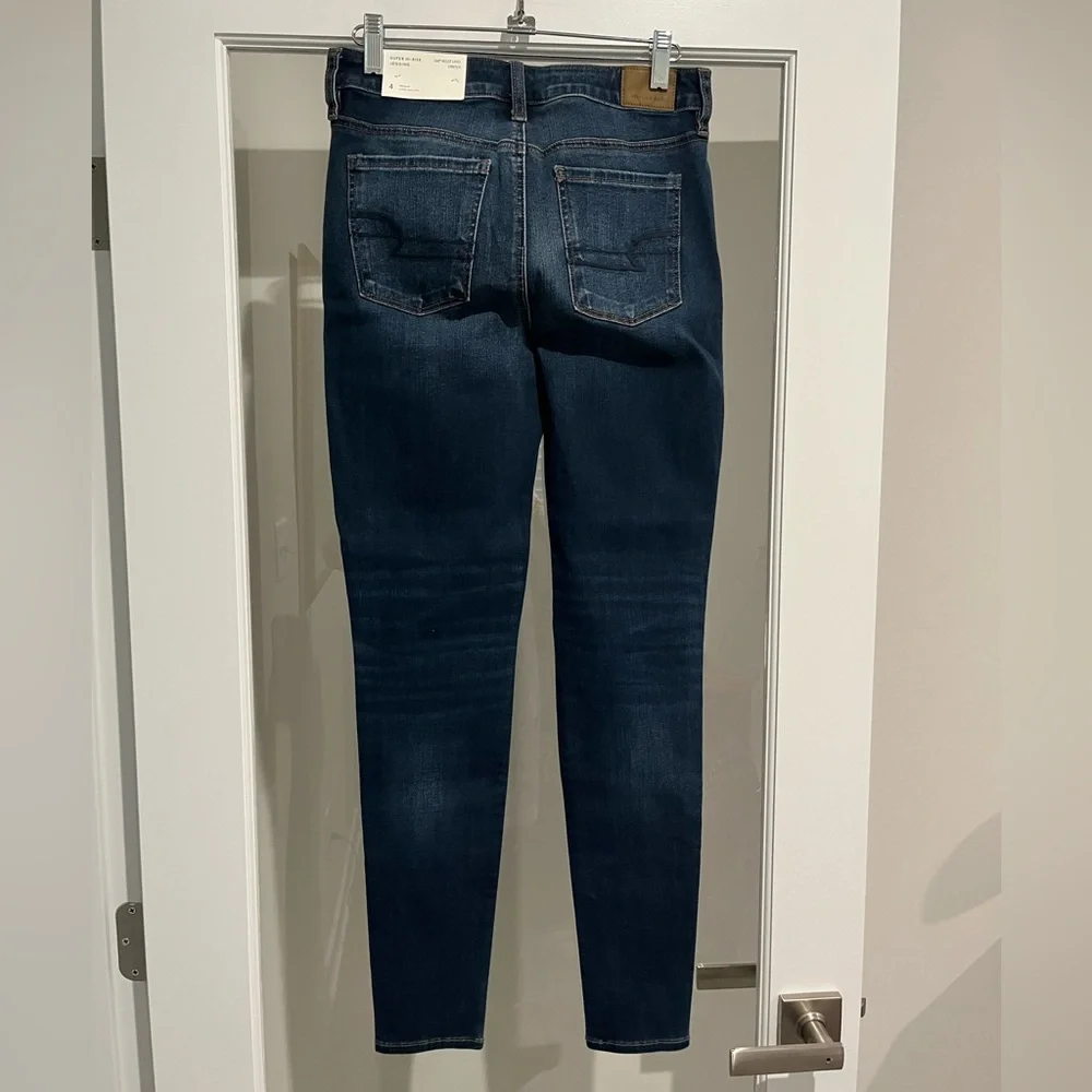 WOMENS AMERICAN EAGLE SUPER HI RISE JEGGINGS SIZE 4 NWT - Picture 4 of 4